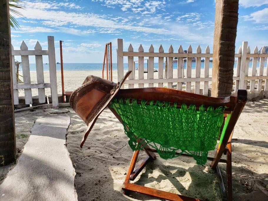 マサトランCasa A Pie De Playa Isla De La Piedraアパートメント エクステリア 写真